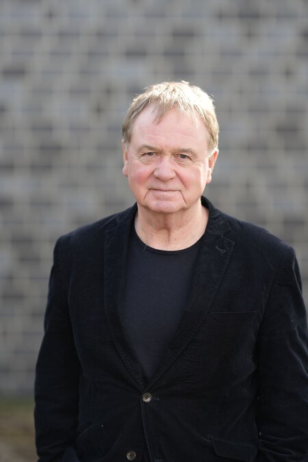 Klaus Hoffmann Klaus Hoffmann