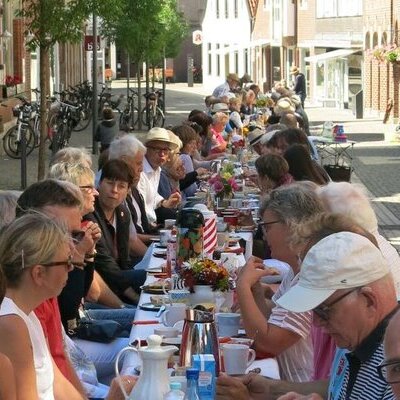 Teilnehmer/innen beim Bürgerbrunch im Juli 2018